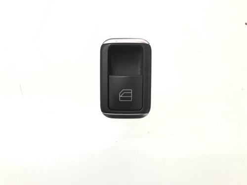 Used Switch MERCEDES-BENZ E-CLASS (W212) E 200 CDI / BlueTEC (212.005, 212.006) (136 hp) 12479606