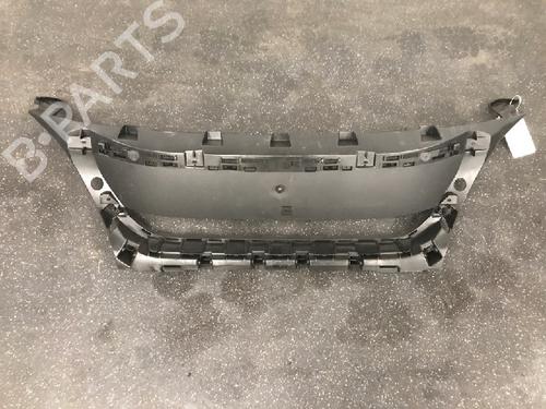 Used Grille PEUGEOT 3008 II SUV (MC_, MR_, MJ_, M4_) 1.6 BlueHDi 120 (120 hp) 12477446