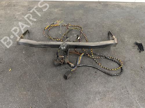 Used Tow ball/Mechanism SKODA SUPERB III Estate (3V5) 1.6 TDI (120 hp) 28717583
