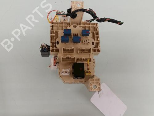 Sikringsdose OPEL AGILA (B) (H08) 1.0 (F68) (65 hp) 12472135