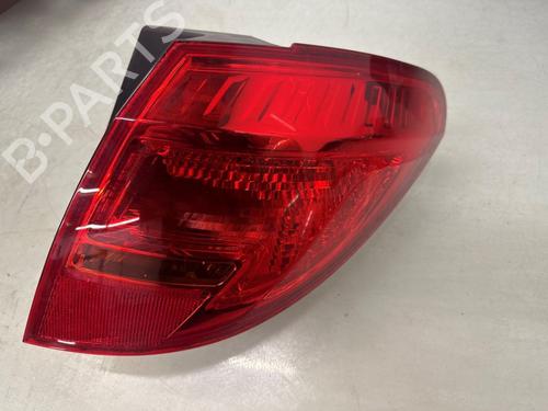 Used Right taillight Right taillight OPEL MERIVA B MPV (S10) 1.4 (75) (120 hp) 33630801 33630801
