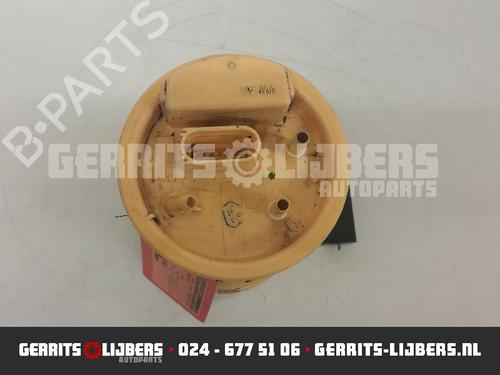 Used Fuel pump VW TOURAN (1T1, 1T2) 2.0 TDI 16V (140 hp) 12247840