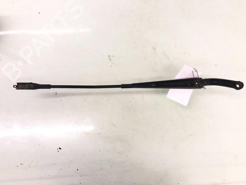 Front windshield wiper arm VOLVO S60 I (384) D5 | BP13165320C143 