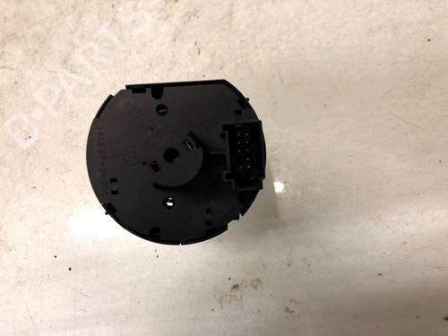 Headlight switch VW CADDY III Box Body/MPV (2KA, 2KH, 2CA, 2CH) 1.6 TDI | BP22927773I24 