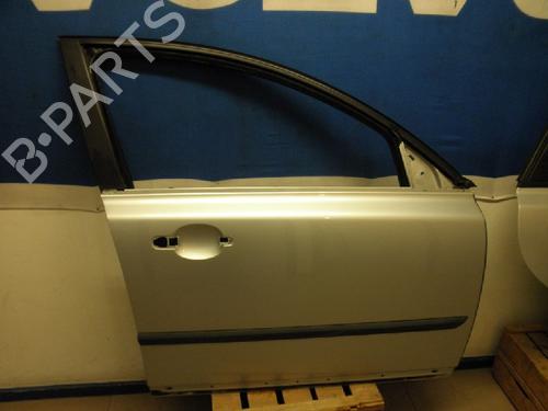 Used Right front door VOLVO V50 (545) 1.6 D (110 hp) 12480190