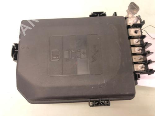 Used Fuse box Fuse box 20213825 20213825