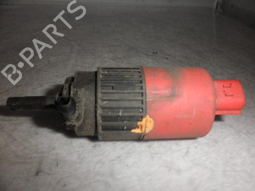 Used Washer pump VOLVO V40 Estate (645) 2.0 (136 hp) 15631192