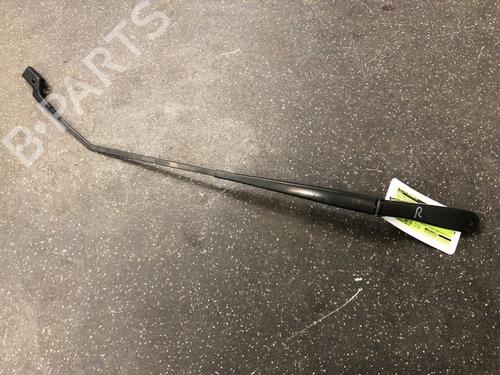 Used Front windshield wiper arm FORD FIESTA VII (HJ, HF) 1.0 EcoBoost (101 hp) 13164700