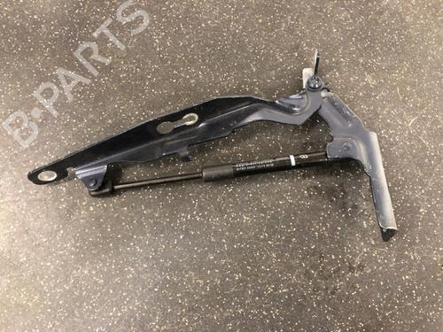 Used Hinge/Door check strap VOLVO V60 I (155) T4 (180 hp) 13163165