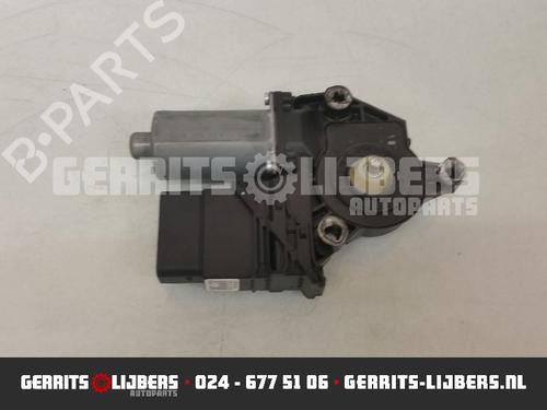Used Electronic module VW GOLF PLUS V (5M1, 521) 2.0 TDI (136 hp) 13156673