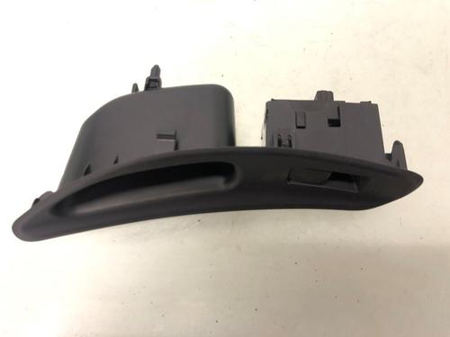 Switch TOYOTA YARIS (_P21_, _PA1_, _PH1_) 1.5 Hybrid (MXPH10, MXPH11) | BP20213787I30 