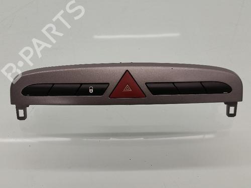 Used Warning switch PEUGEOT 308 SW I (4E_, 4H_) 1.6 HDi (109 hp) 13157726