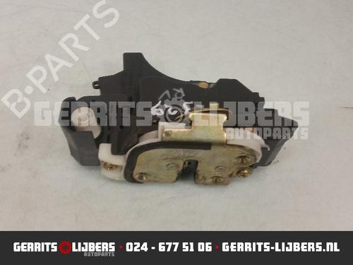 Used Front right lock MITSUBISHI COLT VI (Z3_A, Z2_A) 1.5 DI-D (Z39A) (95 hp) 13156161