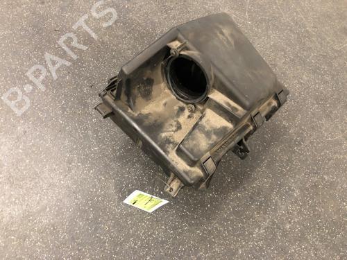 Used Air filter box VOLVO V70 II (285) 2.4 D (131 hp) 12484225