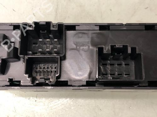 Switch FORD FOCUS III Turnier 1.0 EcoBoost | BP25994992I30