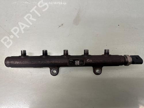 Used Injection rail Injection rail 31289439 31289439