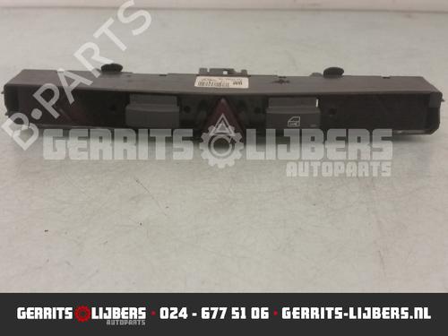 Used Warning switch OPEL ASTRA H Estate (A04) 1.4 (L35) (90 hp) 13157150