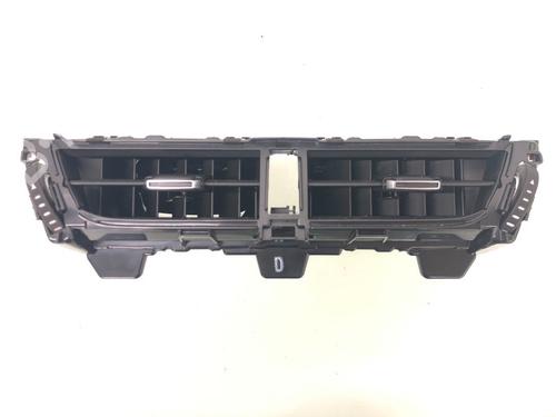 Used Air vent Air vent TOYOTA COROLLA Cross (ZVG1_, ZSG1_, MXGH1_, MXGA1_) 2.0 VVTi Hybrid (MXGH12, MXGH10) (196 hp) 15631789 15631789