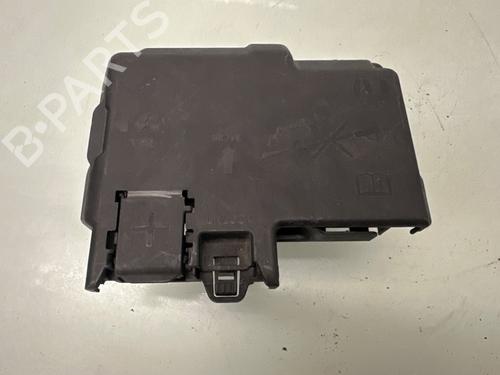 Used Fuse box Fuse box OPEL MERIVA B MPV (S10) 1.4 (75) (120 hp) 33630924 33630924