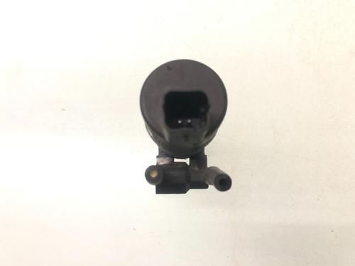 Washer pump RENAULT CAPTUR I (J5_, H5_) 0.9 TCe 90 | BP24448214E24 - Image 3