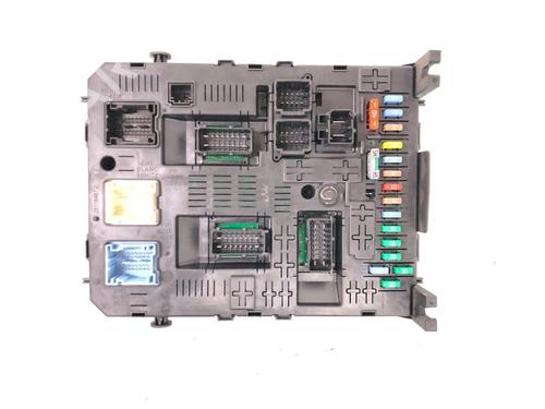 Used Fuse box Fuse box PEUGEOT 308 I (4A_, 4C_) 1.6 16V (120 hp) 16428654 16428654