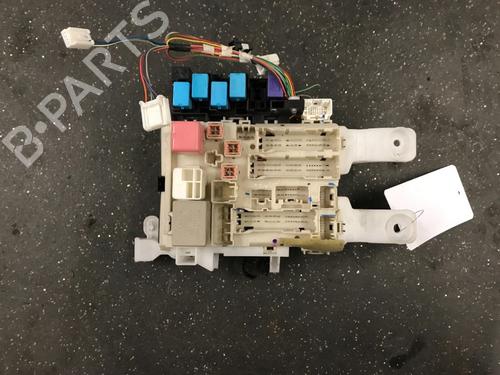 Used Fuse box TOYOTA RAV 4 III (_A3_) 2.0 4WD (ACA30_, ACA30R) (152 hp) 12481432
