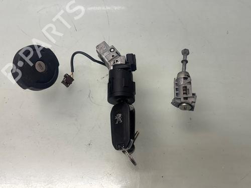 Used Ignition barrel PEUGEOT 308 SW II (LC_, LJ_, LR_, LX_, L4_) 1.2 THP 130 (131 hp) 31719825