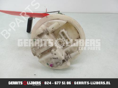 Używane Pompa paliwa PEUGEOT 206 Hatchback (2A/C) 1.1 i (60 hp) 12245795