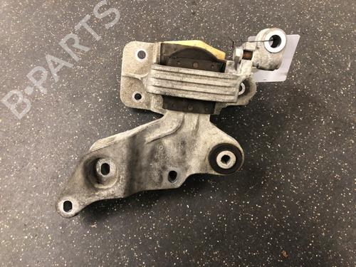Used Engine mount Engine mount 19251820 19251820