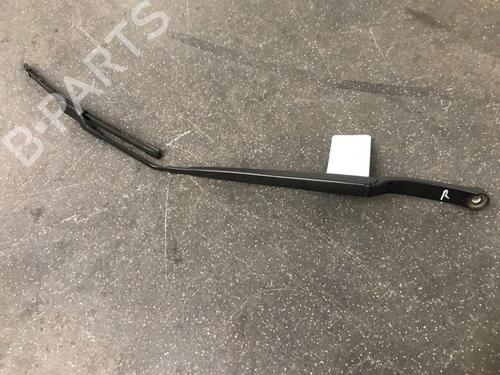 Used Front windshield wiper arm FIAT TIPO Estate (356_, 357_) 1.3 D (356WXH1A) (95 hp) 13162752