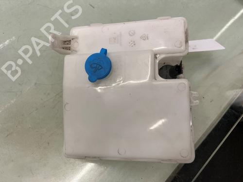 Used Windscreen washer tank Windscreen washer tank 37222869 37222869