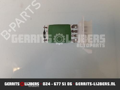 Used Heater resistor PEUGEOT 206 Hatchback (2A/C) 1.1 i (60 hp) 12249706