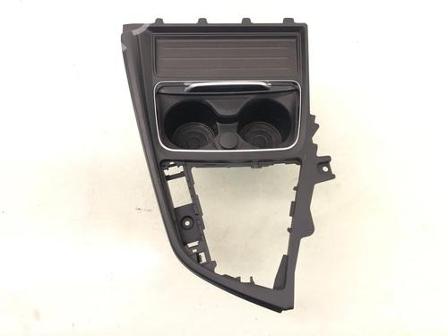 Used Middle console Middle console 18260036 18260036