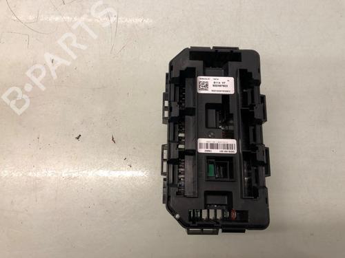 fuse-box-bmw-1-f20-2011-2012-2013-2014-2015-2016-2017-2018-2019-28717525 main image