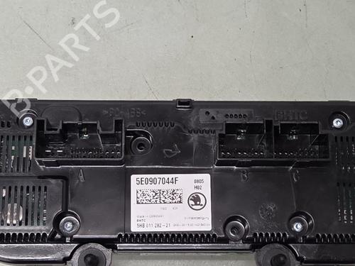 Climate control SKODA OCTAVIA III Combi (5E5, 5E6) 1.2 TSI | BP38068235I5 - Image 3