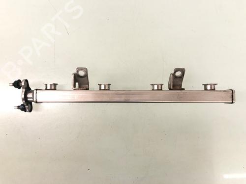Used Injection rail Injection rail 15647388 15647388