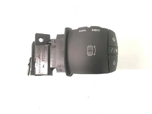Used Steering wheel controls RENAULT MEGANE III Grandtour (KZ0/1) 1.5 dCi (KZ09, KZ0D, KZ1G, KZ29, KZ14, KZ1W, KZ10, KZ1F,... (110 hp) 13159658