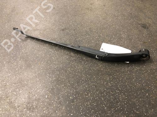 Used Front windshield wiper arm KIA CEE'D Sportswagon (JD) 1.6 GDI (135 hp) 13163929