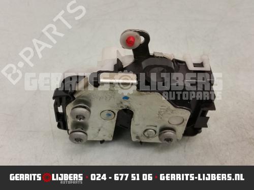 Used Front right lock FIAT PUNTO (188_) 1.2 60 (188.030, .050, .130, .150, .230, .250) (60 hp) 13156578