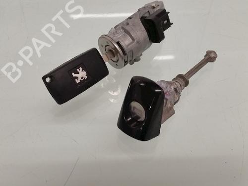 Used Switch Switch PEUGEOT 407 SW (6E_, 6D_) 2.0 HDi 135 (136 hp) 12472102 12472102