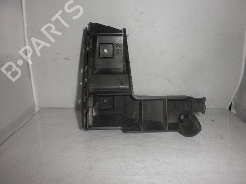 Used Rear bumper bracket VOLVO V70 III (135) D4 (181 hp) 13156775