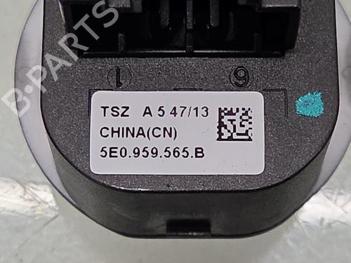 Mirror switch SKODA OCTAVIA III Combi (5E5, 5E6) 1.2 TSI | BP38068255I25 - Image 5