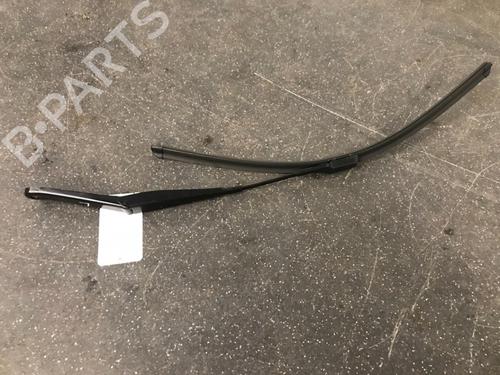 Used Front windshield wiper arm FORD FIESTA VI (CB1, CCN) 1.6 ST (182 hp) 13162341