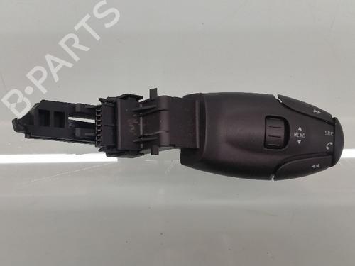 Used Steering wheel controls CITROËN C5 II (RC_) 2.0 16V (RCRFJB, RCRFJC) (140 hp) 13157818