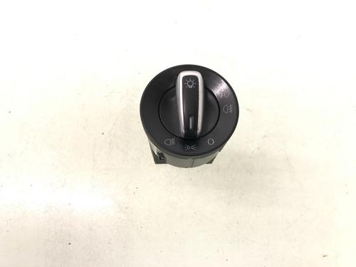 Used Headlight switch VW POLO V (6R1, 6C1) 1.2 TDI (75 hp) 15628269