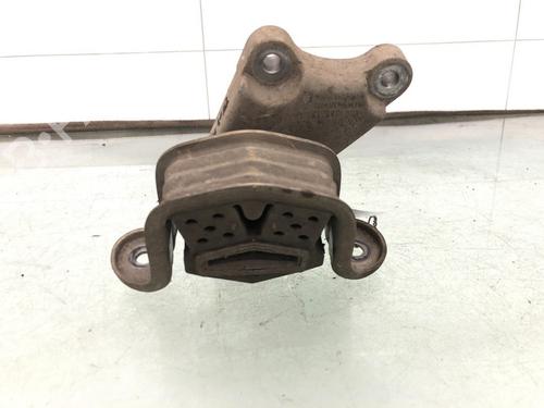 Used Gearbox mount Gearbox mount VW TRANSPORTER T5 Bus (7HB, 7HJ, 7EB, 7EJ) 2.0 TDI (84 hp) 12487385 12487385