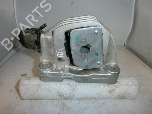 Used Engine mount VOLVO XC70 I Cross Country (295) D5 AWD (185 hp) 12248490