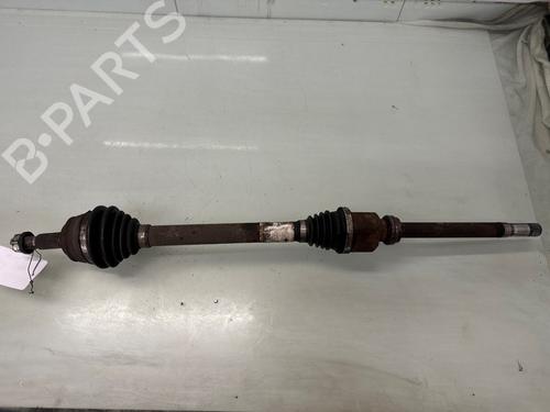 Used Right front driveshaft PEUGEOT 308 SW II (LC_, LJ_, LR_, LX_, L4_) 1.2 THP 130 (131 hp) 31719793