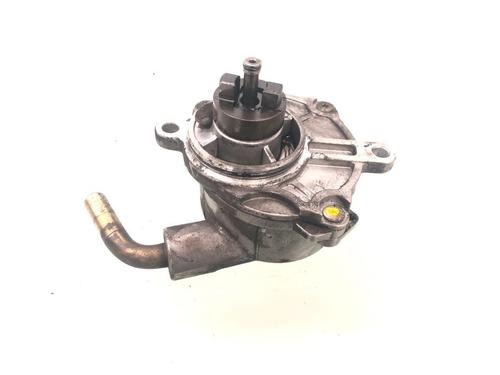 Used Vacuum pump MERCEDES-BENZ VITO Bus (W638) 108 CDI 2.2 (638.194) (82 hp) 15878154