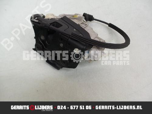 Rear right lock VW PASSAT B6 (3C2) 1.9 TDI | BP13156522C99 